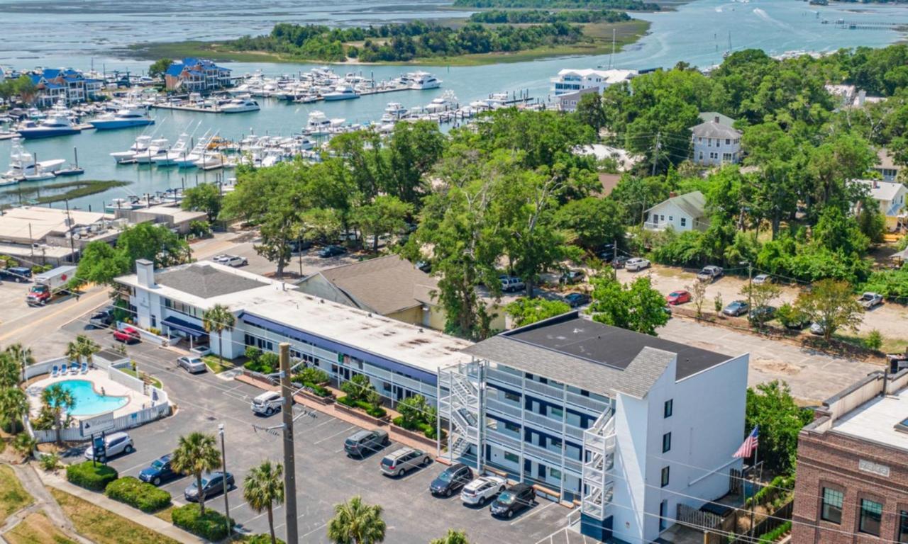 The Waterway Pet Friendly By Carolina Retreats Hotel Wrightsville Beach Exterior photo